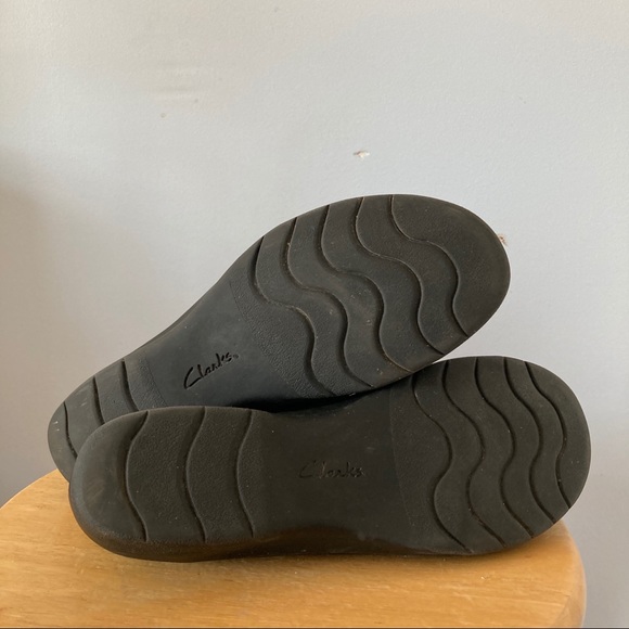 Clark’s Ultimate Comfort Collection Black Shoe - Picture 5 of 7